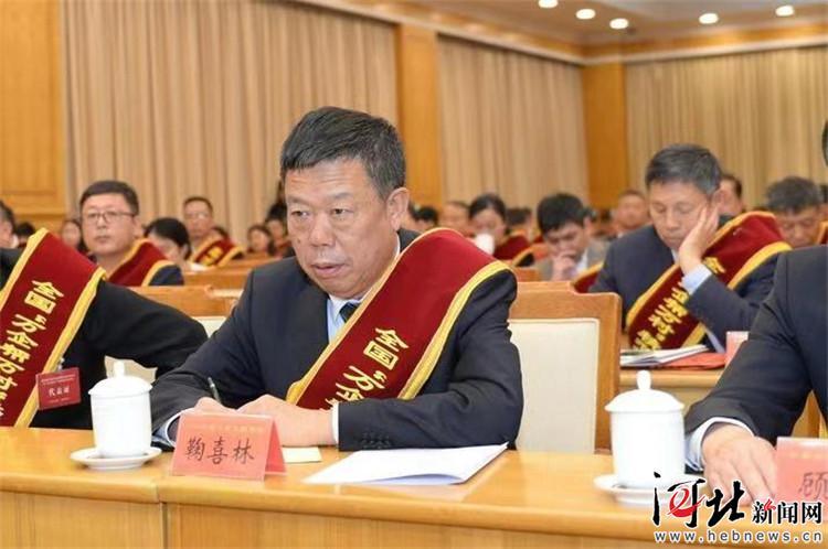 新奥最精准免费大全官方版亮点分享，详细解答、解释与落实,新奥最精准免费大全官方版亮点分享,详细解答、解释与落实